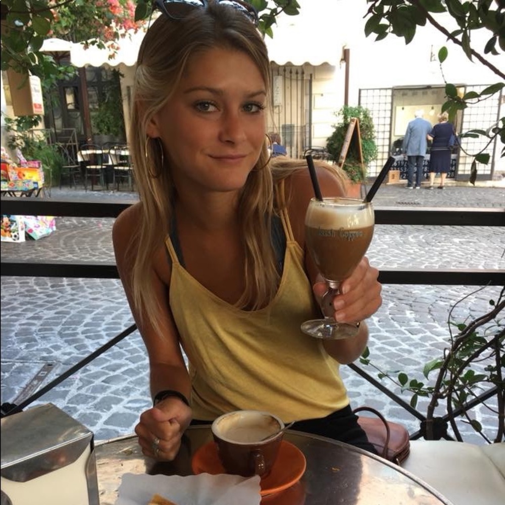 Meet your Posher, Maddie